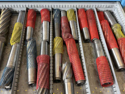 Schubladenschrank mit Inhalt - Image 47