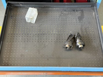 Schubladenschrank mit Werkzeugen - Image 27