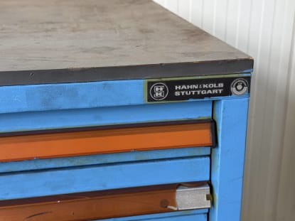 Drawer cabinet with twist drills - Image 2