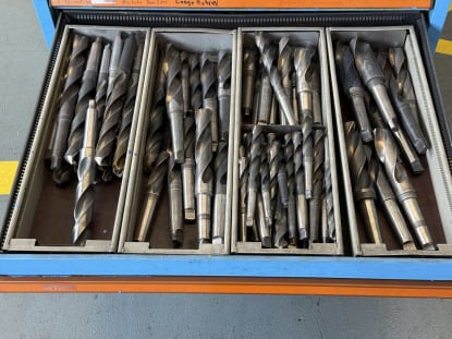 Drawer cabinet with twist drills - Image 19