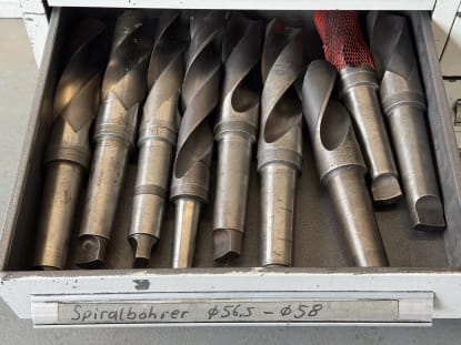 Drawer cabinet with twist drills - Image 10