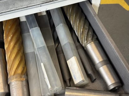 Drawer cabinet with twist drills - Image 20