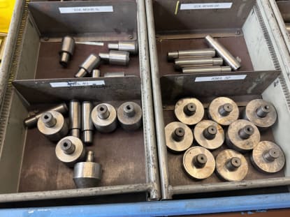 Schubladenschrank mit Inhalt - Image 20