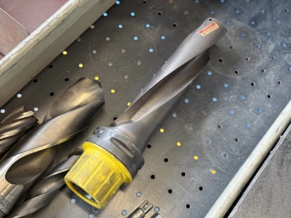 Schubladenschrank mit Inhalt - Image 26