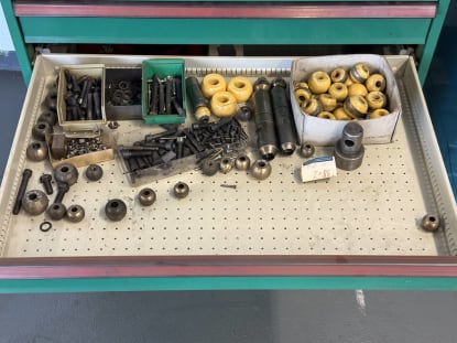 Drawer cabinet with contents - Image 5
