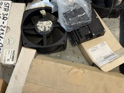 Schubladenschrank mit Inhalt - Image 28