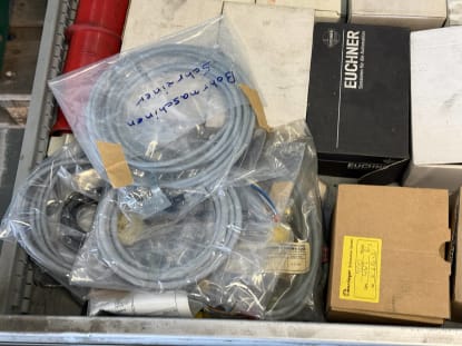 Schubladenschrank mit Inhalt - Image 41