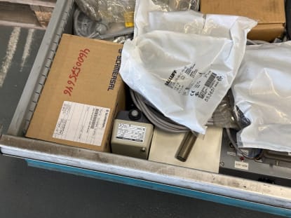 Drawer cabinet with contents - Image 48