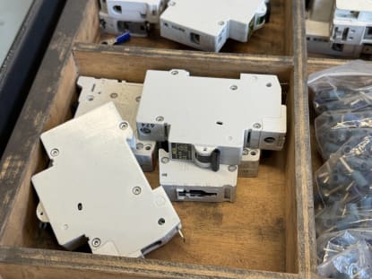 Schubladenschrank mit Inhalt - Image 5