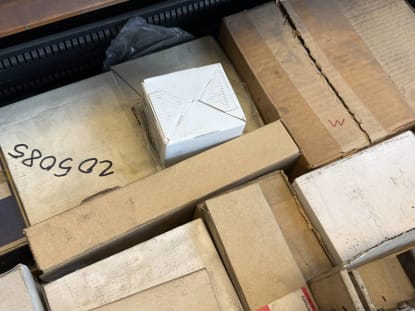 Drawer cabinet with contents - Image 66
