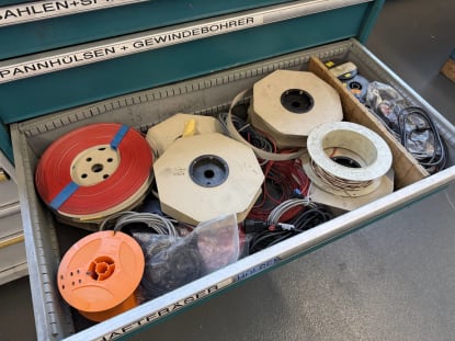 Schubladenschrank mit Inhalt - Image 12