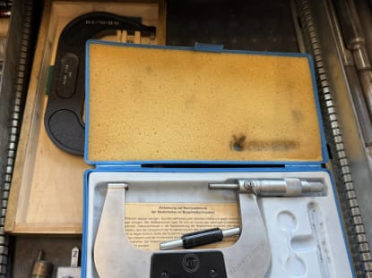 Schubladenschrank mit Inhalt - Image 8