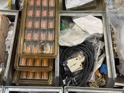 Schubladenschrank mit Inhalt - Image 25