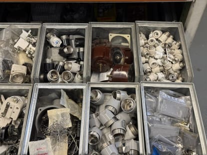 Drawer cabinet with contents - Image 34