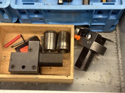 Drawer cabinet with contents - Image 8
