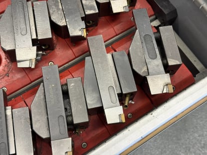 Schubladenschrank mit Inhalt - Image 18