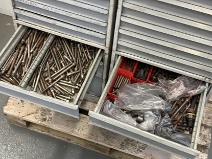 2 Schubladenschränke mit Inhalt - Image 20