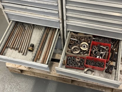 2 drawer cabinets with contents - Image 21