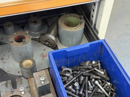 Drawer cabinet with contents - Image 16