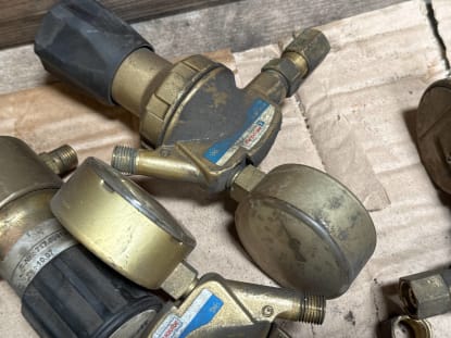 Lot of Gas Pressure Regulators - Image 15