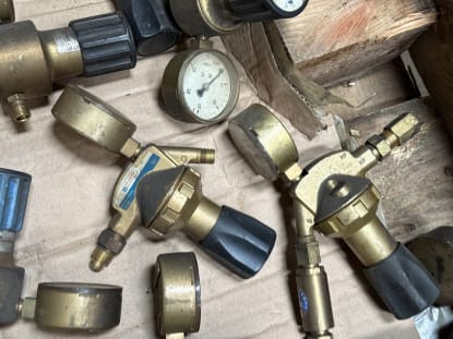 Lot of Gas Pressure Regulators - Image 17