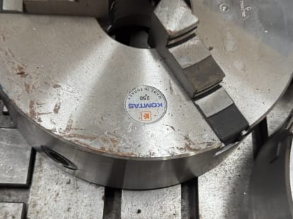 Lot of Jaw Chucks - Image 9