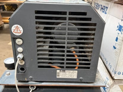 Vacuum Pump - Image 5