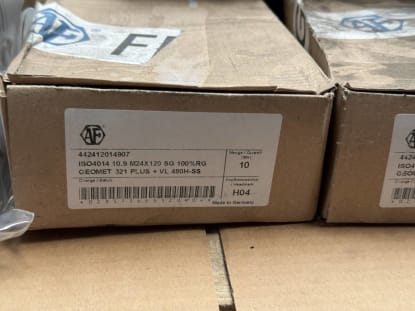 Lot of screws + assembly material - Image 19