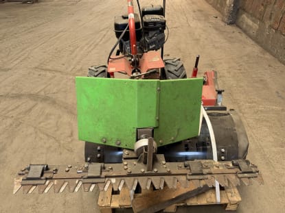 Sickle bar mower + attachment sweeper - Image 3