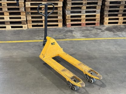 3 hand pallet trucks - Image 5