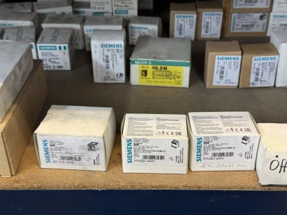 Posten Elektro-/Schaltschrankmaterial und elektrische Ersatzteile - Image 22