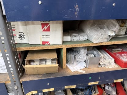 Posten Elektro-/Schaltschrankmaterial und elektrische Ersatzteile - Image 67