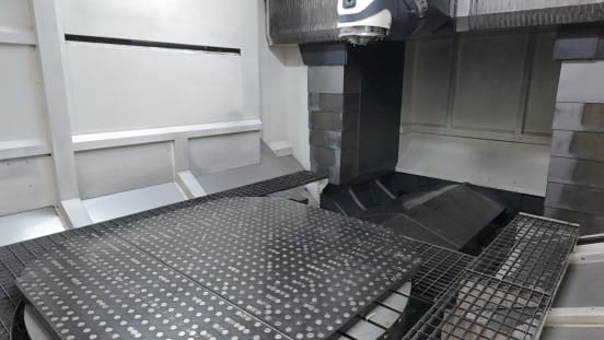 DMG 210 P - 5 axis universal machining center