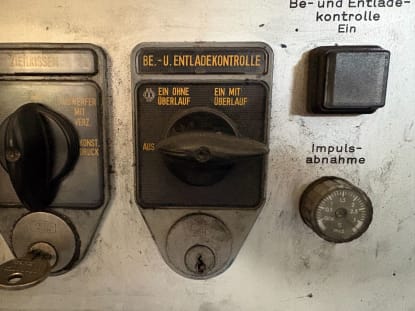 SCHULER P4 E2 SQ 1200 Mechanische Presse