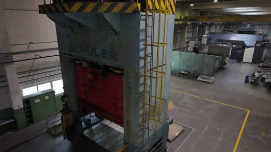 SCHULER P4 E2 SQ 1200 Mechanische Presse