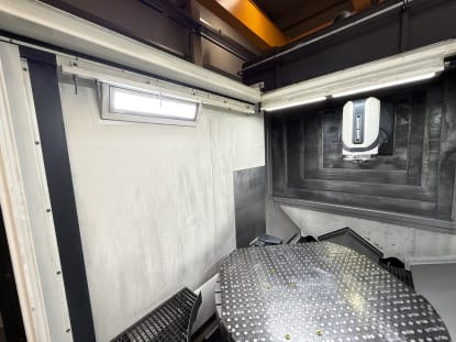 DMG 160 P - 5-axis universal machining center