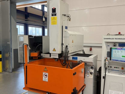 CHARMILLES TECHNOLOGIES Roboform 50 Sinker EDM Machine