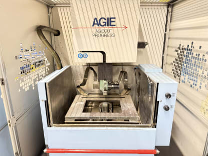 AGIE AGIECUT PROGRESS 2 CNC Drahterodiermaschine