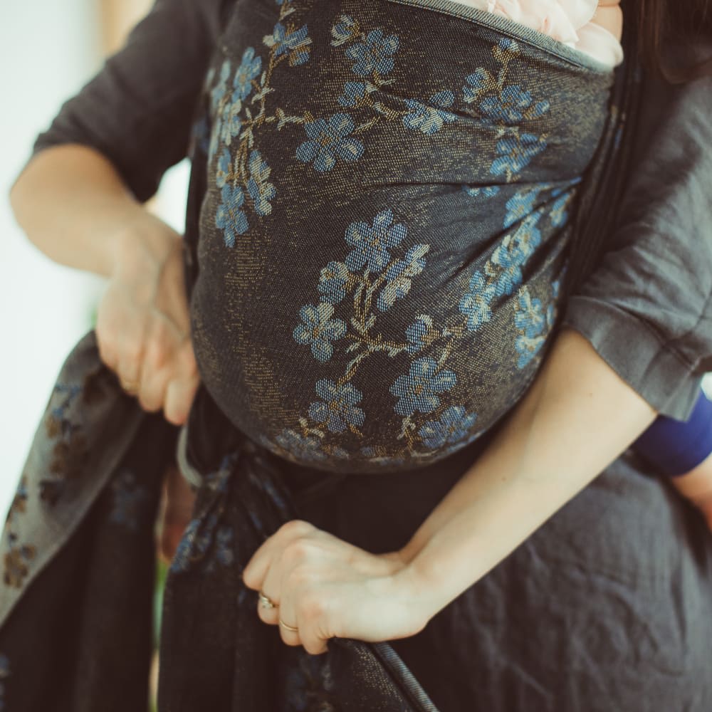 Babytragetuch Blaue Blüte