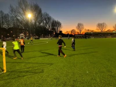 Amsterdamse Sportclub Sterk Door Wilskracht photo