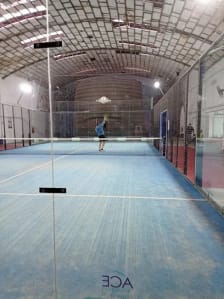 Las Barricas padel photo