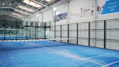 AX PADEL INDOOR BARBASTRO photo