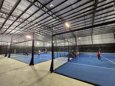 BECCAR PADEL photo