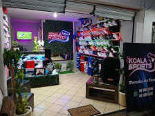 KOALA SPORTS tienda de tenis photo