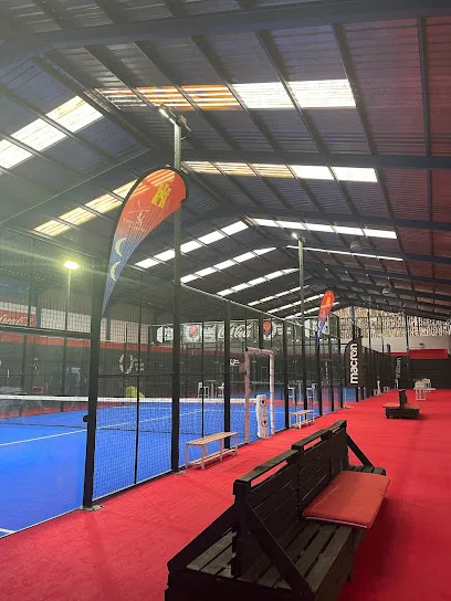 Padel Indoor Galán photo