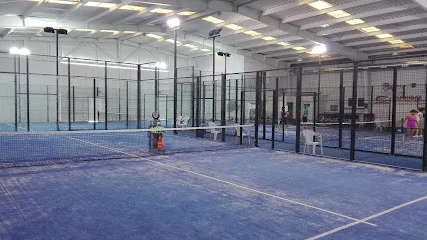 Club Shark Pádel Baeza photo