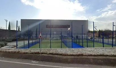 Pistas de pádel públicas photo