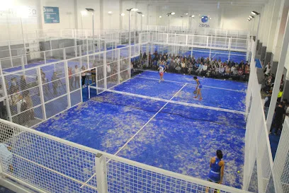 ZONA SPORT - gimnasio y pistas de pádel indoor en Monzón photo