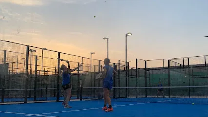 Padel Park Llavaneres photo