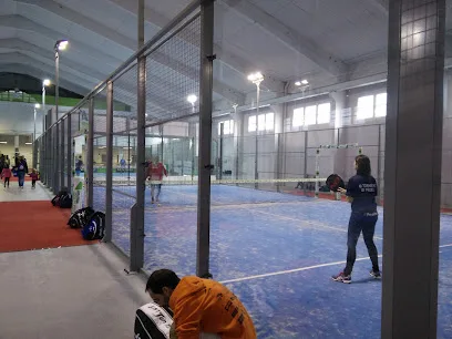 Pàdel Indoor Berguedà photo